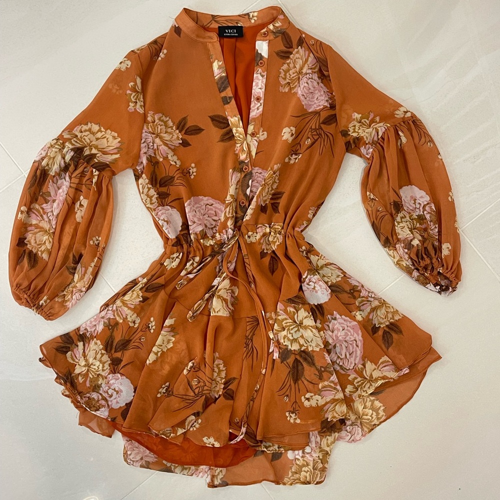 VICI DRESS🧡